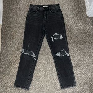 Pacsun mom jeans. 25